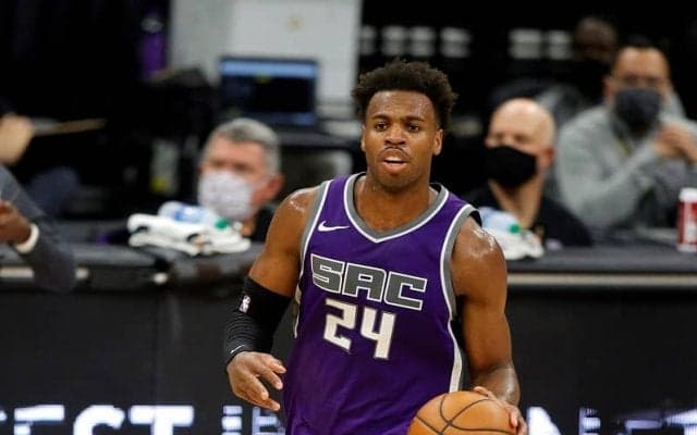 ガード陣強化を見据えるレイカーズ、トレードで獲得を狙うのはキングスのヒールドか？