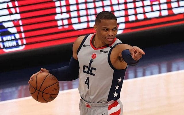 来季王者を目指すレイカーズ…ラッセルやルビオのトレードの噂が浮上