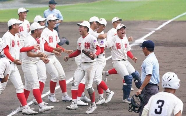 【高校野球】智弁和歌山が4大会連続25回目の甲子園切符　ドラ1候補・市和歌山の小園は完投負け
