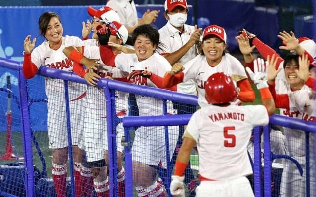 ソフト日本代表、悲願の金メダル！　上野力投＆後藤好救援で米国倒し13年越し“連覇”