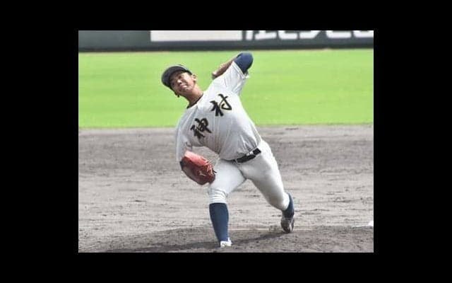 中学時代の練習相手は両親のみ。神村学園の異色球児は鹿児島ナンバーワン左腕となった