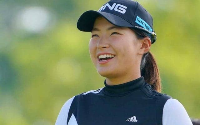 渋野日向子、ソフト日本の金メダル祝福「上野さんの涙でギャン泣き」「パリで復活させて」