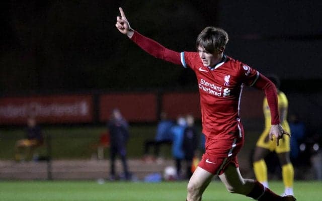 これまでたった9人の禁断の移籍が実現！16歳逸材MFがリバプールからユナイテッドへ加入！