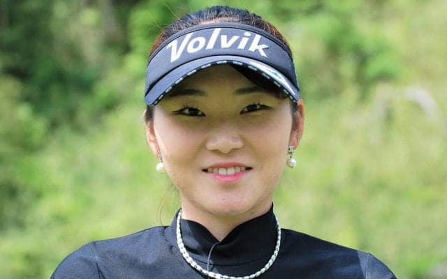 苦手なパッティングはシンプルに！石井理緒のパッティングスタイル