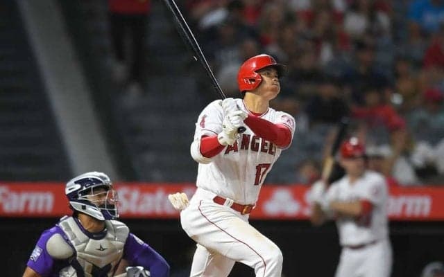 【MLB】衝撃37号の大谷翔平、確信バット投げの瞬間に米記者「ショウヘイはクールな野郎だぜ」