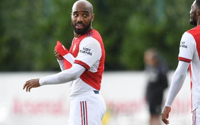 アーセナルが2試合連続4ゴール、一時豪雨に見舞われるもPSMでワトフォードに快勝