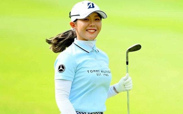 21歳吉田優利が7アンダー首位　東京五輪はバレーに熱中「アニメも凄い好きで…」