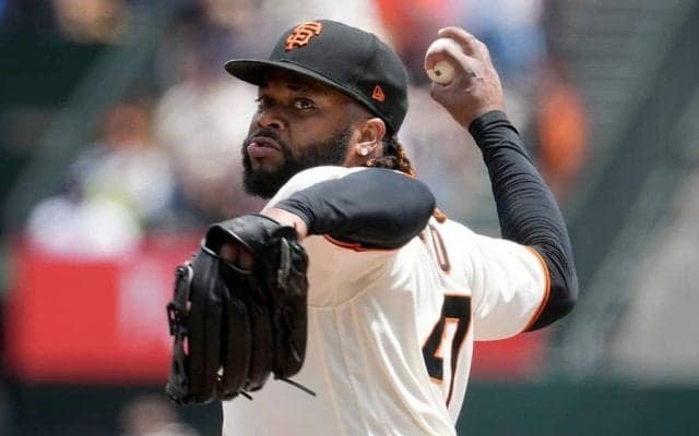 【MLB】マウンド上でモジモジ地団駄？　クエトの最新“珍投法”に米爆笑「なんてこった」