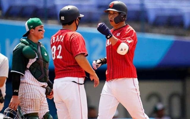 侍・山田哲人「稲葉監督の期待に応えたい」　3ラン含む2安打4打点2盗塁の大活躍