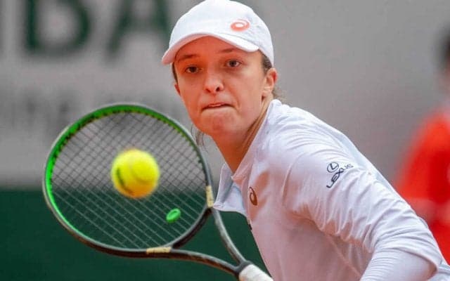 元全仏女王もオリンピック敗退に涙「私たちも人間。毎週最高のレベルで戦うのは簡単じゃない」