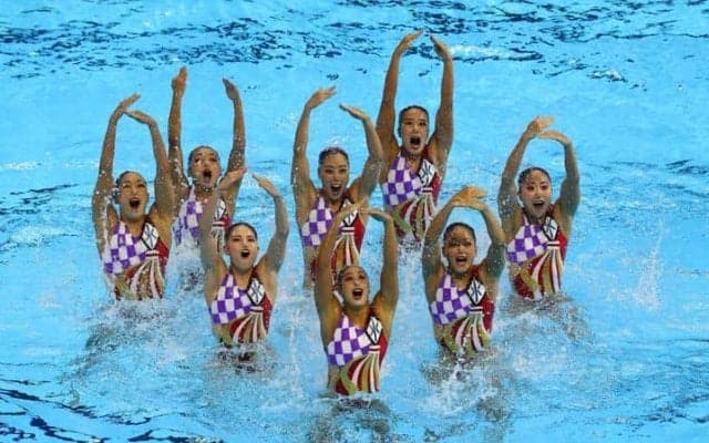 女子選手の化粧はNGどころか…「メイク」がメダルに影響する、新体操とアーティスティックスイミングの知られざる世界