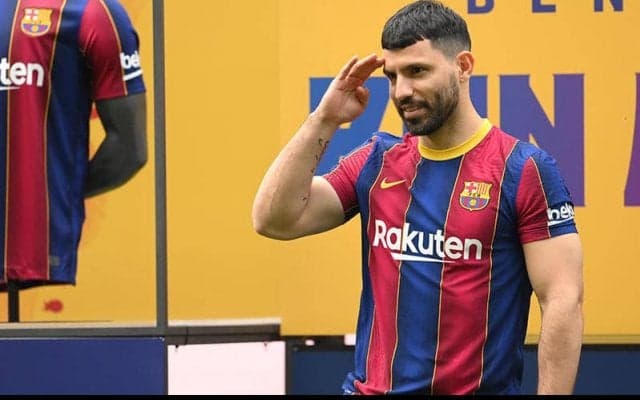 パフォ向上やキャリア延命効果…バルサ入りのアグエロ、ヒザ軟骨の再生治療を受ける