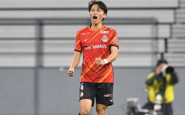 雷雨で再試合となった一戦、名古屋が中谷進之介のアクロバットゴールで岡山を下す《天皇杯》