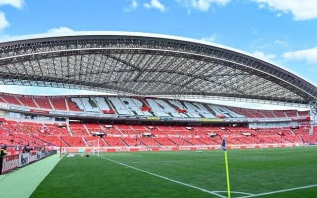 サッカースタジアムの「西高東低」問題(1)オリンピックまでの 日本代表戦12試合中「関東は２試合だけ」の異常事態