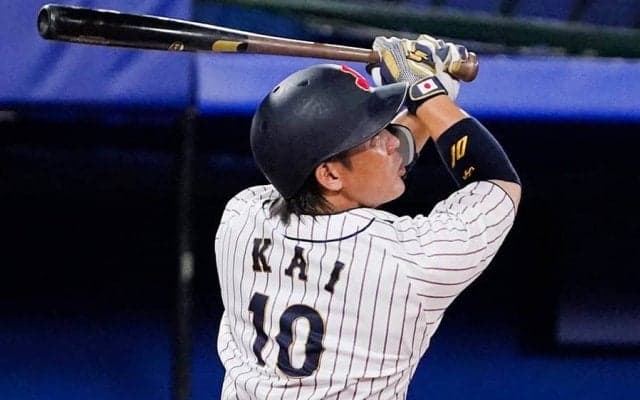 侍J甲斐拓也の劇打に「あの場面で初球からは難しい」　工藤監督も驚きの割り切り