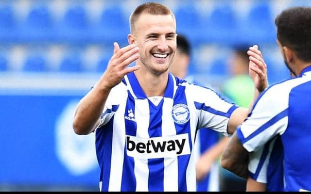 ブラジル人DFエリー、アラベス退団を発表
