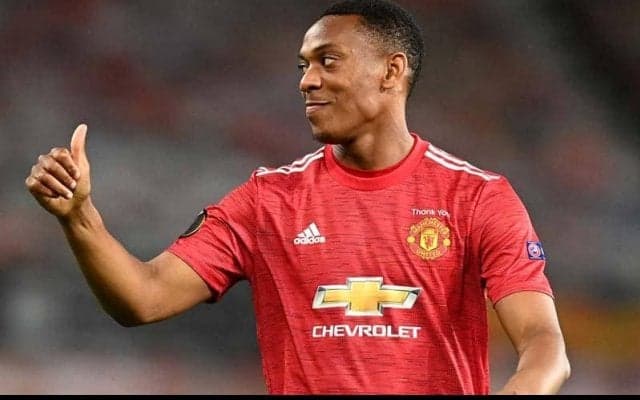 巻き返し図るユナイテッドFWマルシャルが気合の“丸刈り姿” にイメチェン！