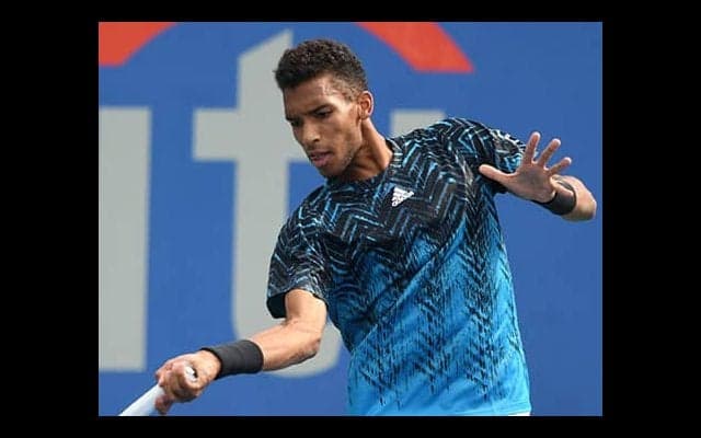  「酷い勝ち方」で初戦突破 