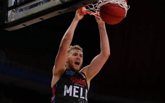 馬場雄大とともにNBL制覇を果たしたジョック・ランデールがスパーズと2年契約