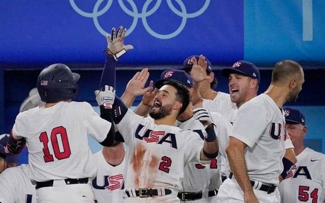 小学生のエールが米国快勝の力に　無観客のスタジアムに届いた寄せ書きに選手大感激