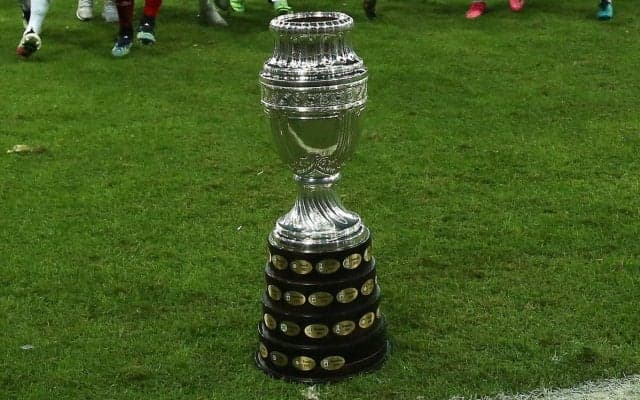 これでタイトルは永遠に？アルゼンチン代表のフィジコがコパ・アメリカ優勝の証を体に刻む！