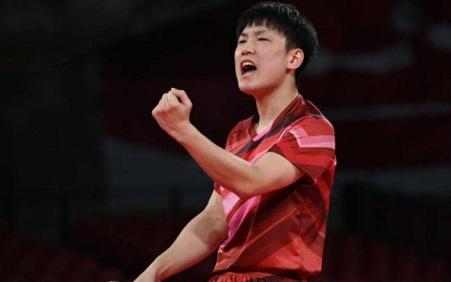 【五輪卓球】張本智和、大逆転勝利　決勝進出へ望みつなぐ　日本とドイツは2勝2敗