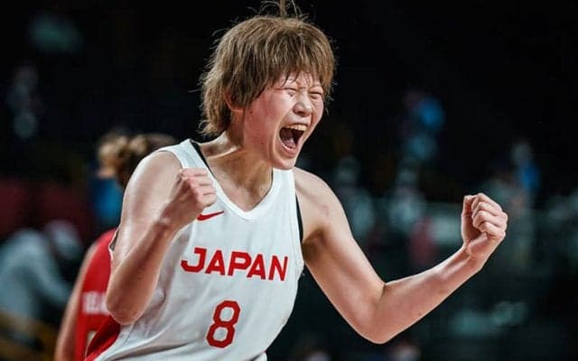 値千金のシュートを決めたキャプテンの髙田真希「次の試合も日本らしいバスケを」