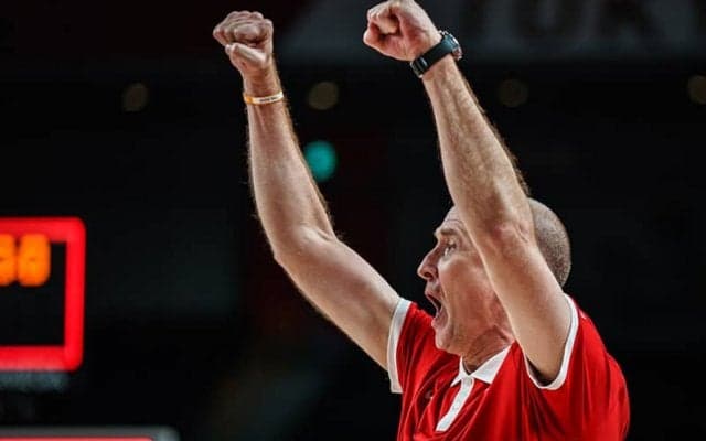 ホーバスHC采配ピタリ的中「林選手を信じ抜いて良かったです」