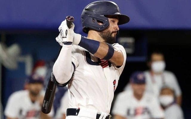 米国代表アルバレスが快挙　「銀」以上確定で野球選手初の夏＆冬メダリストに