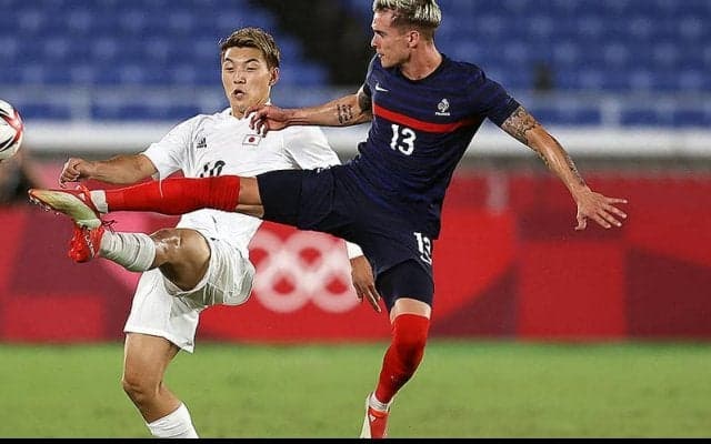 AEKアテネ、U-24仏代表DFミシュランを完全移籍で獲得!
