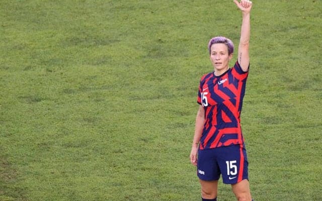 「あごが落ちたよ」CKを直接決める！女子米代表ラピノーに「まさにオリンピコ！」