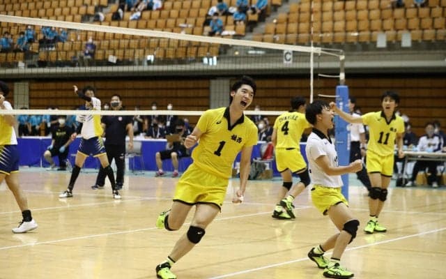 インターハイ男子　鎮西がフルセットを制し逆転優勝