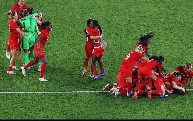 PK戦を制したカナダが初の金メダル!　スウェーデンは2大会連続の銀メダルに…《東京オリンピック》