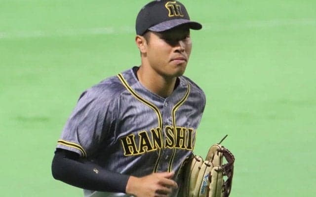 「えっぎゅい」　ギュイーンと伸びる佐藤輝明の“テルレーザー”に驚嘆「肩つっよ」