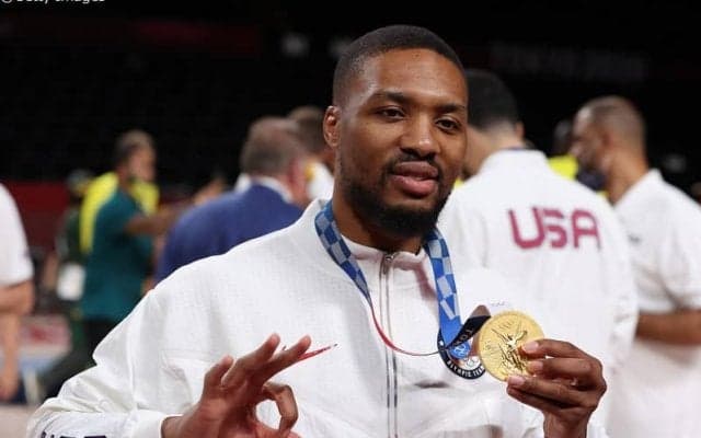 初の国際大会で金メダルを手にしたリラード「最高の気分。この場にいられて光栄だ」