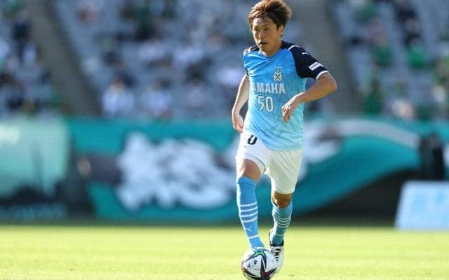 【再開のJ2「トップ4」比較】新潟のポゼッションサッカーを可能にする充実戦力、守備力劇的向上の琉球、磐田は勝負強さでJ1へ！【戸塚啓のJ2のミカタ】(2)