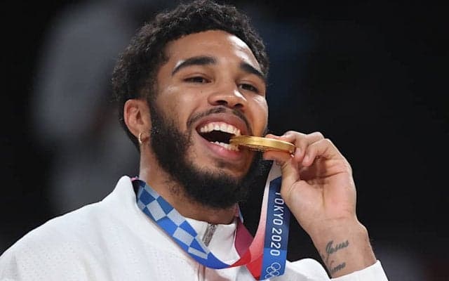 見事に五輪4連覇を達成したアメリカのテイタム「僕らは完璧ではなかった」