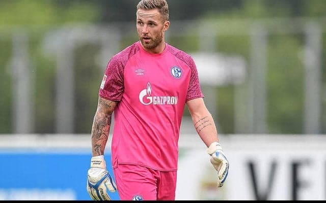 シャルケGKフェールマン、減俸を受け入れ2025年まで契約を延長