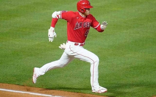【MLB】大谷翔平、2冠ライバル・ゲレーロJr.と直接対決　Wヘッダー第1打席は野選