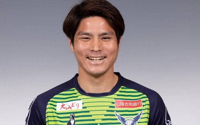 八戸が鳥取MF小牧成亘を完全移籍で獲得、1年半ぶりの復帰「僕の意思を最大限に尊重してくれた」