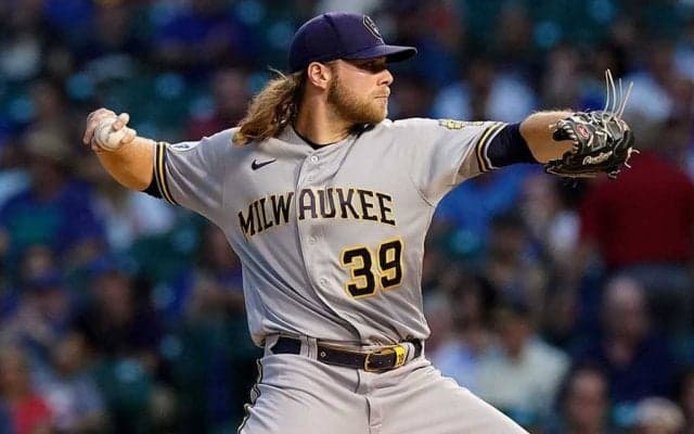 ブ軍バーンズ、10者連続奪三振のMLBタイ記録　シーバー、ノラに次いで3人目の快挙