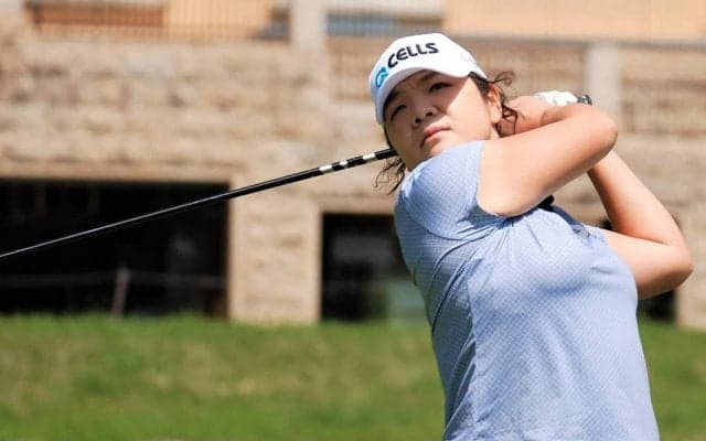 ふたつのポイントで力みないスイングを！イ・ミニョン