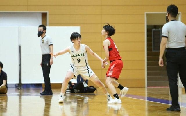 ディフェンスに活路を見いだし結果を残した萩原来夢（岐阜女）、相手エースを完封し4強入りに貢献！【インターハイ2021】