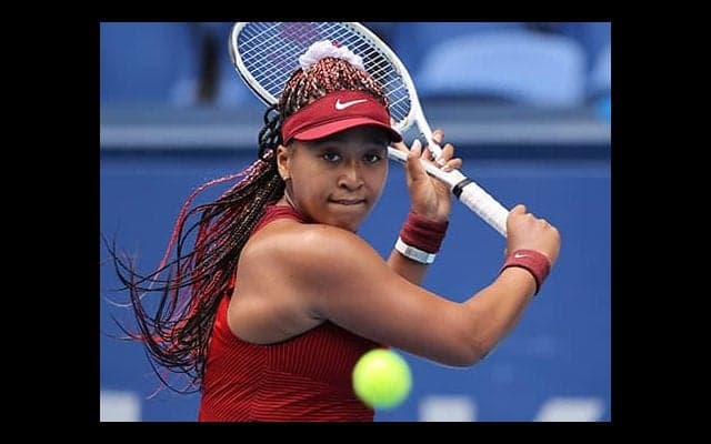  大坂 全米前哨戦の会場で練習 