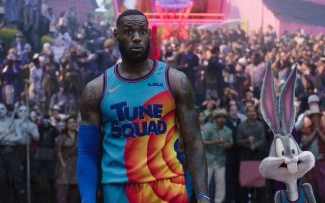 レブロン主演映画『スペース・プレイヤーズ』公開前に関連企画が目白押し