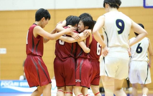 「自分たちらしく」戦った大阪薫英女学院が、岐阜女に１点差で逆転勝利！【インターハイ2021】