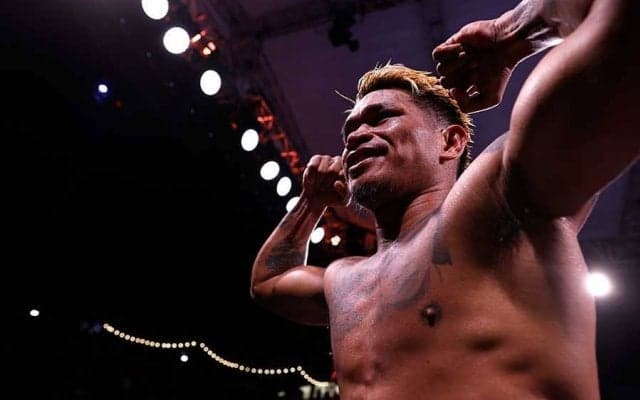 カシメロ、苦戦も判定勝ちでV4達成「リゴンドー終わり。次はドネア、最後は井上だ！」