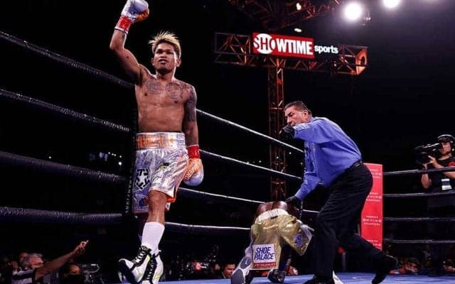 カシメロ、倒れたリゴンドーへの連続攻撃に米記者は指摘「賢明じゃない」「おいおい」