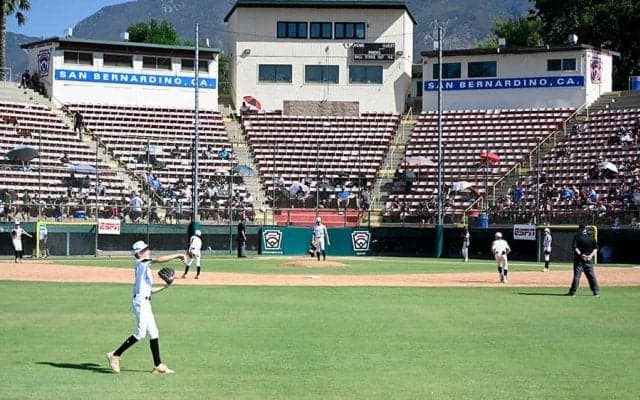「新たなる二刀流」「逸材」12歳の左右両投げ剛腕投手出現にファンも大興奮