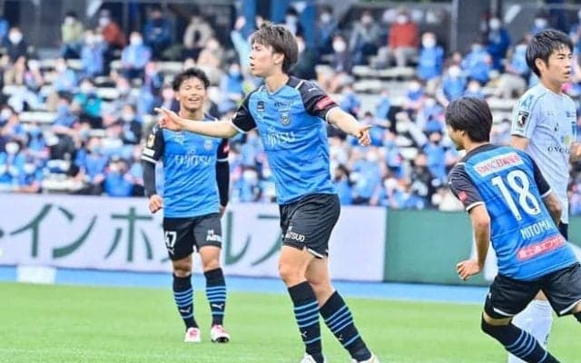 川崎フロンターレ「我が道を行く」特殊性【世界とＪリーグの移籍市場】「青年よ荒野を目指せ」(3) 